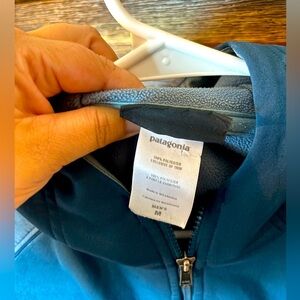 Men’s Patagonia zip up jacket